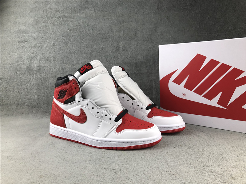 2022 Air Jordan 1 High White Red Black Shoes